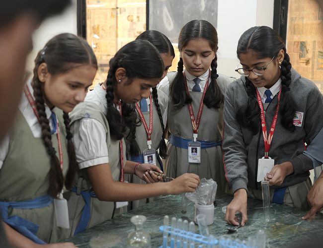 Science Lab Physics  Chemistry  Biology